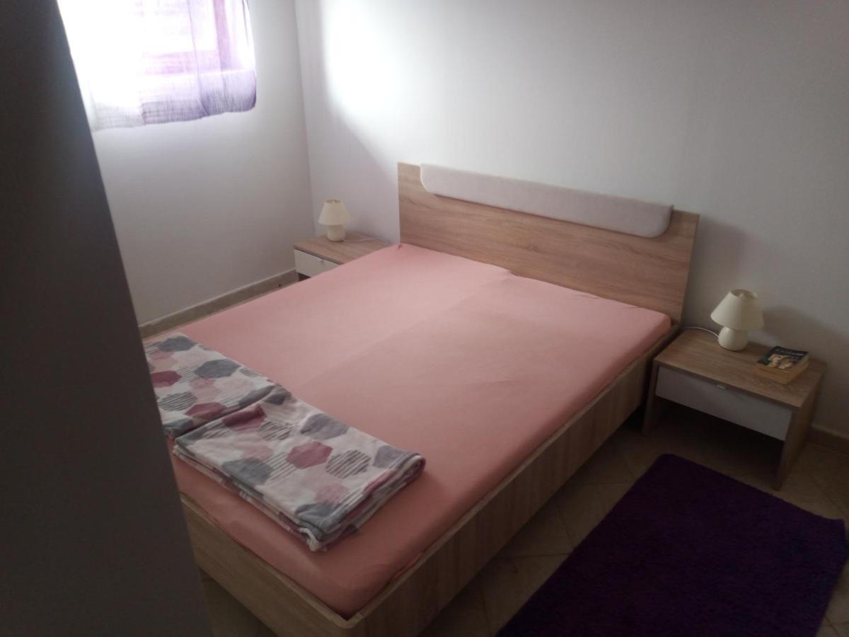 Apartmani Rab - Adrijana & Aleksandra Banjol Ngoại thất bức ảnh